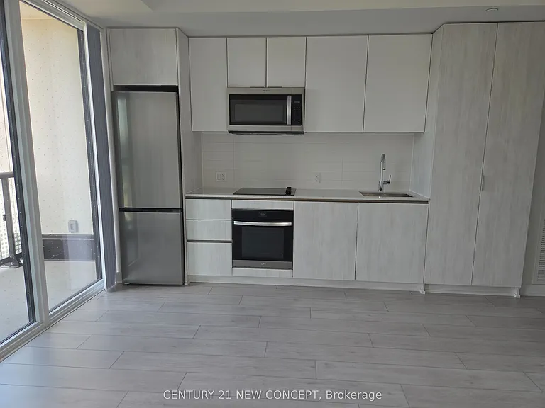 5858 Yonge St #323 — Photo 9