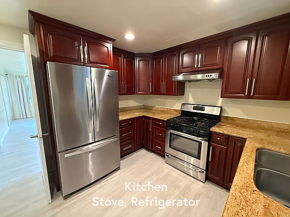 5th image of 3216 S 208th St