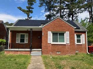 915 Hampton Rd, Petersburg, VA 23805