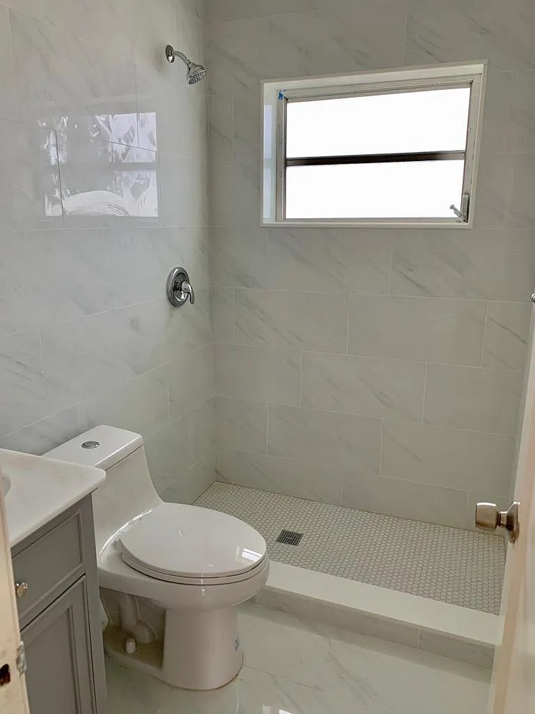 2 bed, 800 sqft, $2,100 — Photo 3