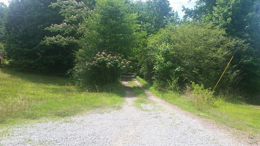 2nd image of 5640 Pleasant View Rd