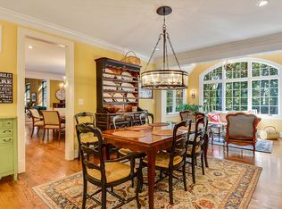 9207 Aldershot Dr, Bethesda, MD