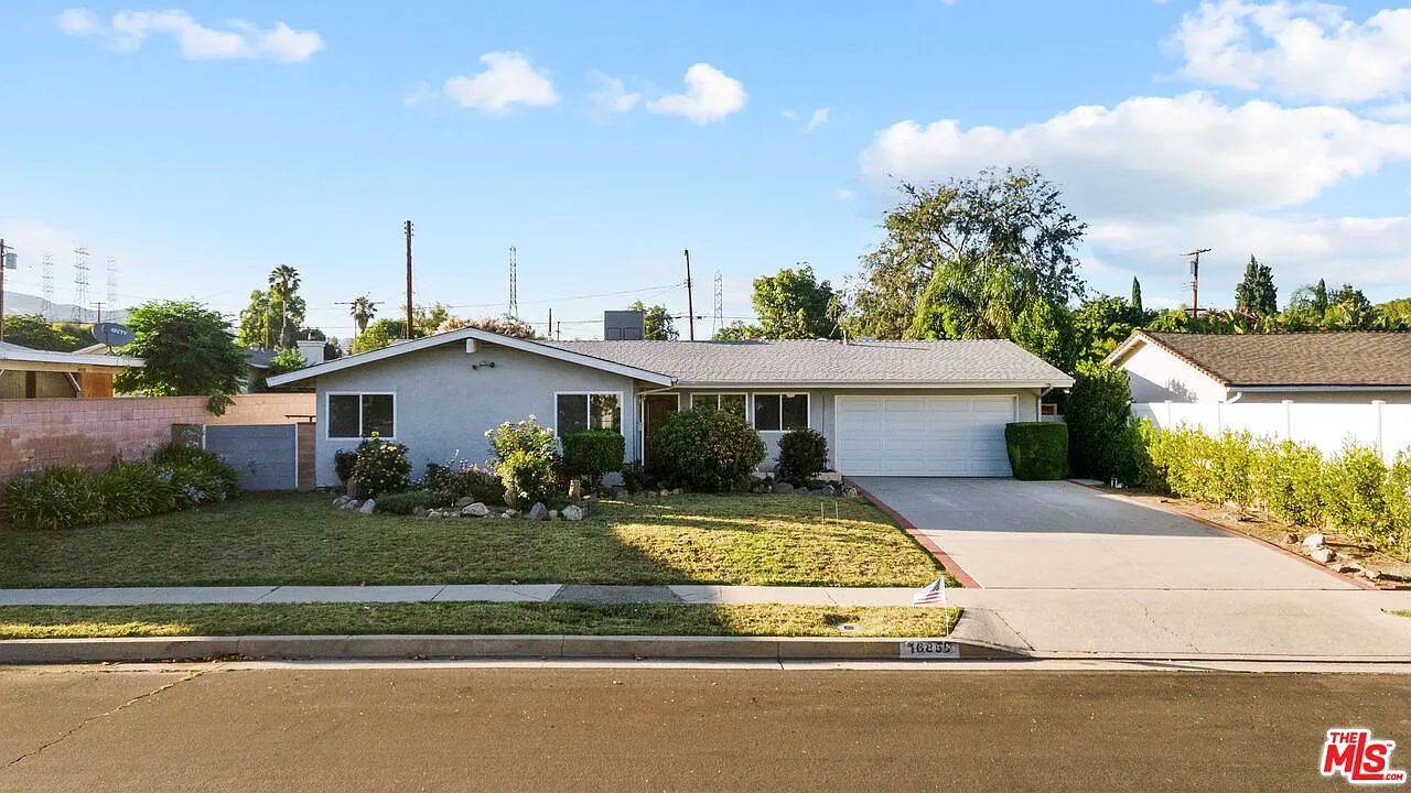 3 bed, 2.0 bath, 1475 sqft, $4,495 — Photo 1