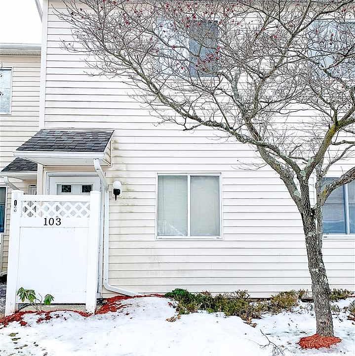 1st image of 103 Gregory Ct