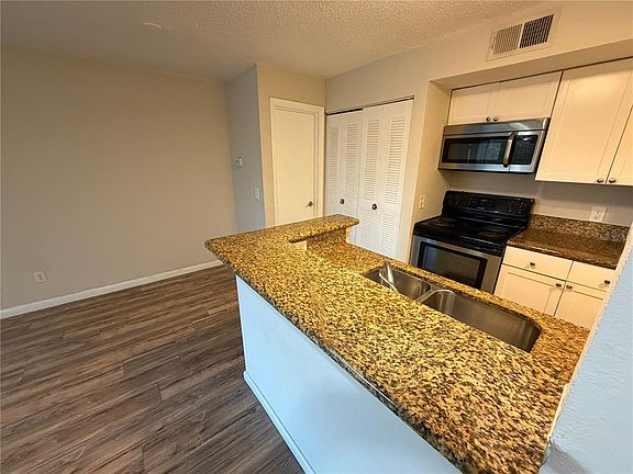 4th image of 5128 Conroy Rd #25