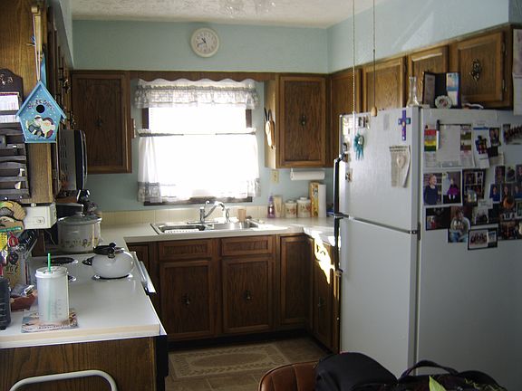 4th image of 418 17th St