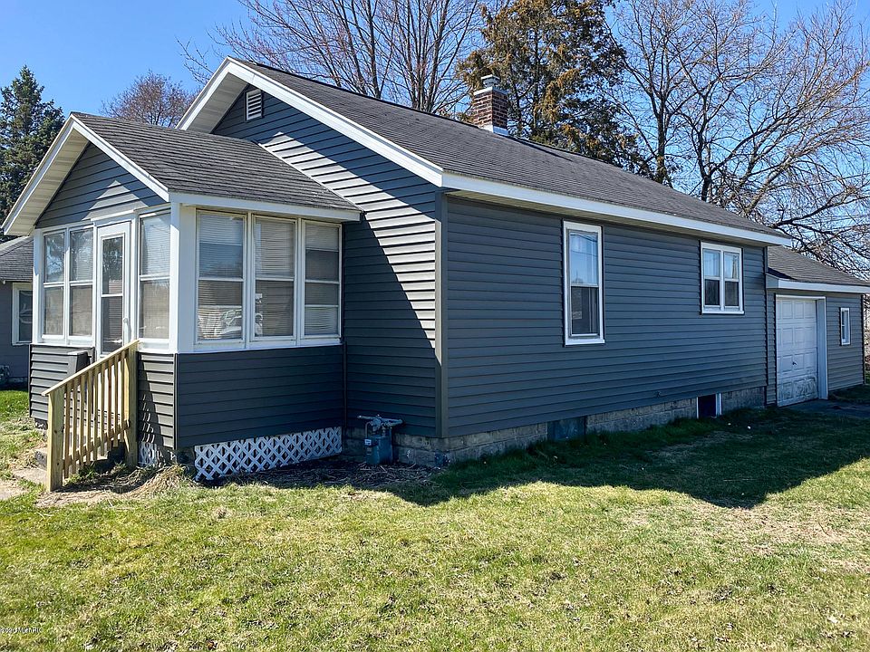 1st image of 1106 N 13th St
