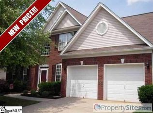19 Smokehouse Dr, Simpsonville, SC 29681