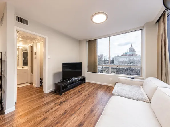 1212 Guadalupe St APT 301, Austin, TX 78701
