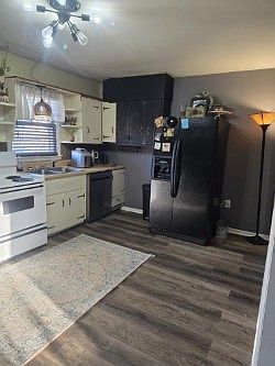 2nd image of 203 Victor Reiter Pkwy