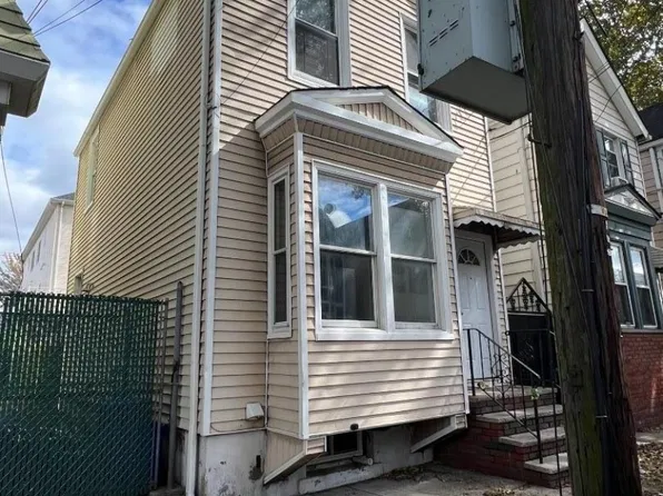 14 Lentz Ave, Newark City, NJ 07105