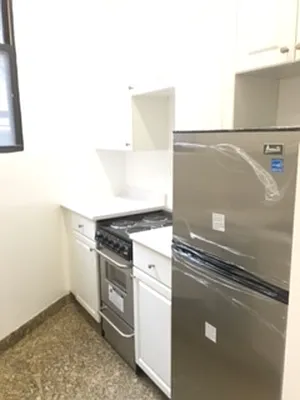 Rented by ELK Investors | media 16