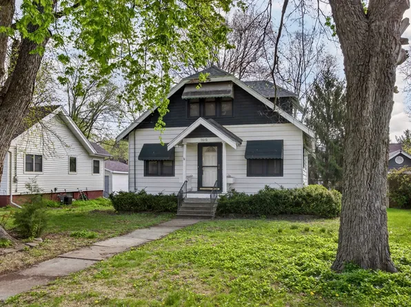 1615 48th St, Des Moines, IA 50310