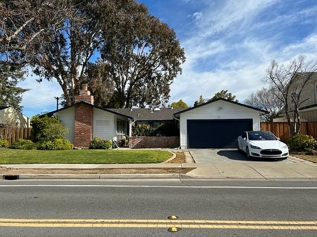 1st image of 10300 N Blaney Ave
