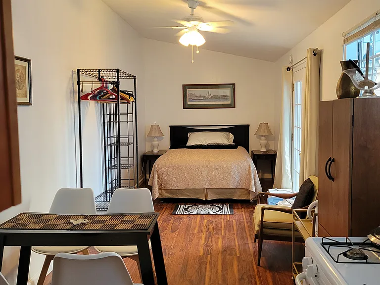1218 Harmony St #3 — Photo 9