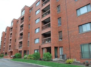 3801 Appian Way APT 408, Glenview, IL 60025