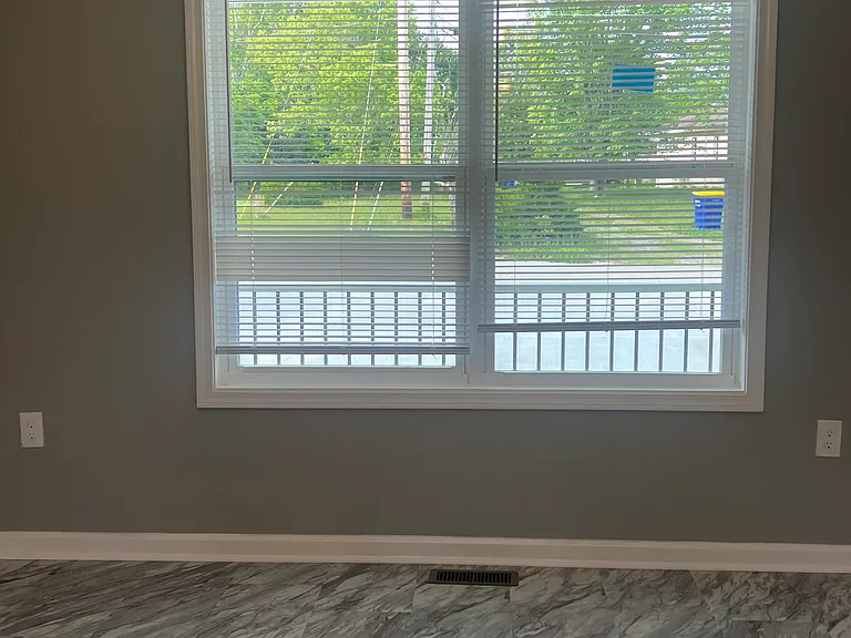 500 Hunters Cir #B — Photo 27