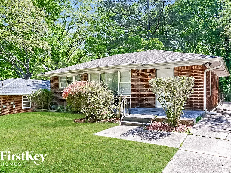5632 Cypress Dr — Photo 1