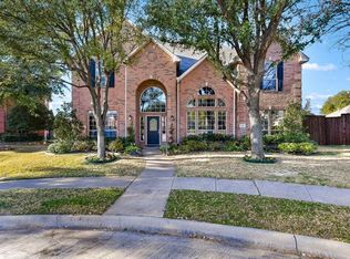 6641 Autumn Trl, The Colony, TX 75056