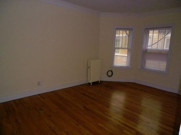 4th image of 1239 W North Shore Ave APT 3F