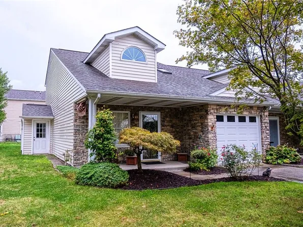 125 Cambria Hill Dr, Tarentum, PA 15084