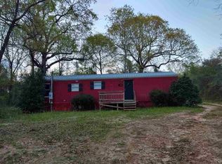 5124 Dixonville Rd, Jay, FL 32565