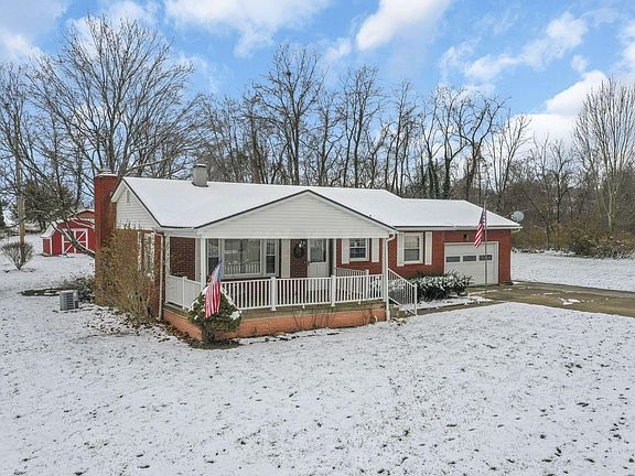 4th image of 3020 Meadowbrook Dr NE
