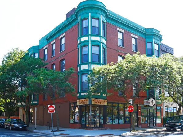 1728 N Orchard St #S1, Chicago, IL 60614