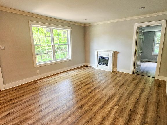 3rd image of 3603 Delrose Dr