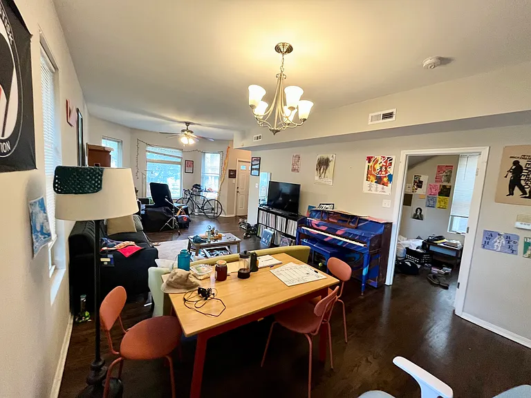 3435 W McLean Ave #1F — Photo 6