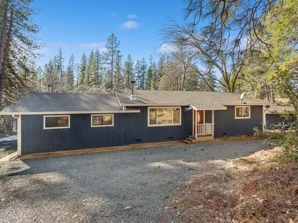 15780 Rattlesnake Rd, Grass Valley, CA 95945
