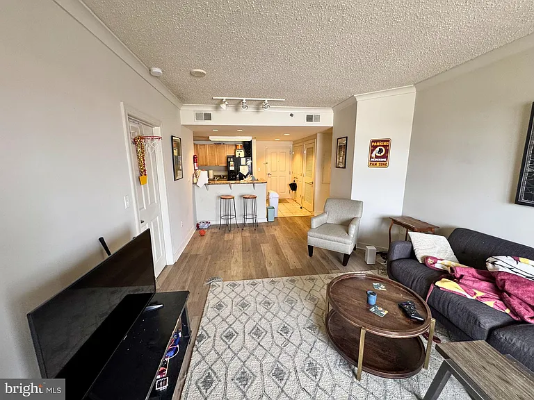 777 7th St NW #1006 — Photo 5