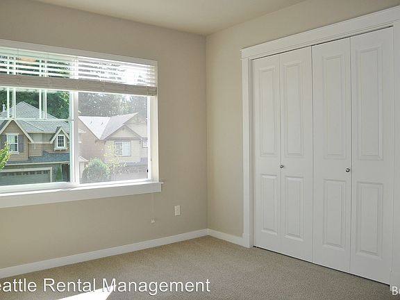 5th image of 299 218th Pl SE