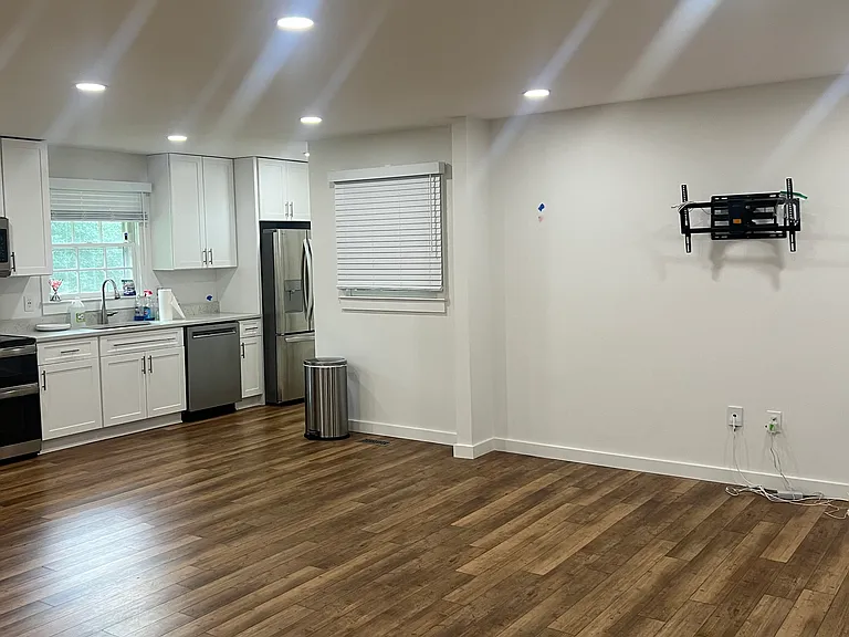 4619 Mountain View Rd — Photo 7