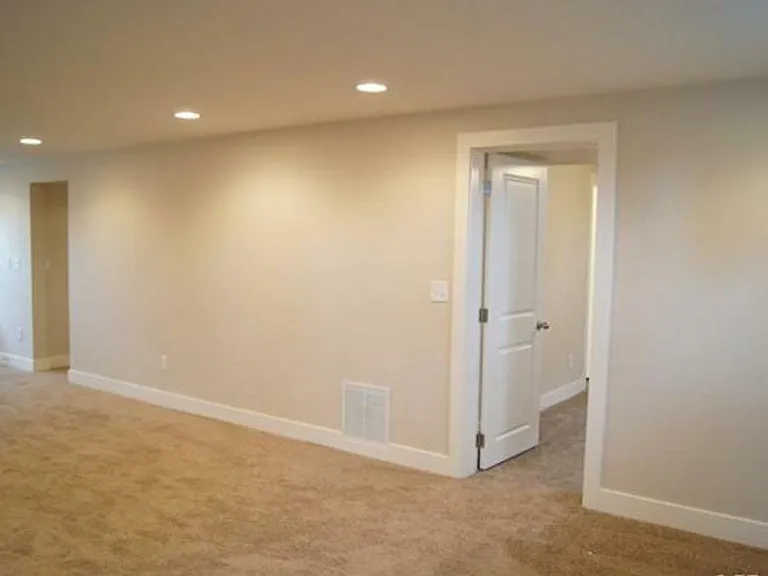 3875 S Lincoln St — Photo 17