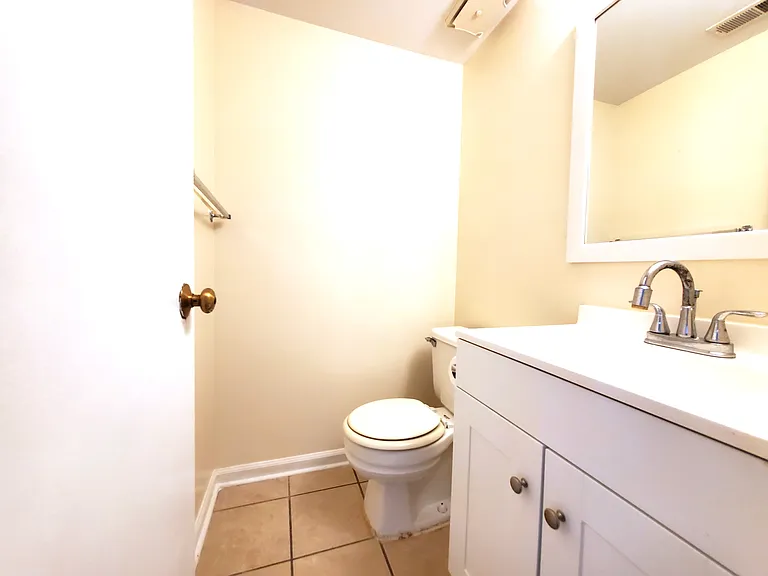1002 Willow Dr #109 — Photo 14