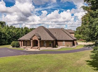 6155 Bovina Cut Off Rd, Vicksburg, MS 39180