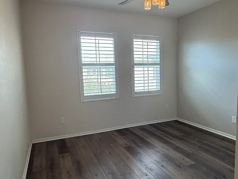 5200 Beachside Ln #113 — Photo 10
