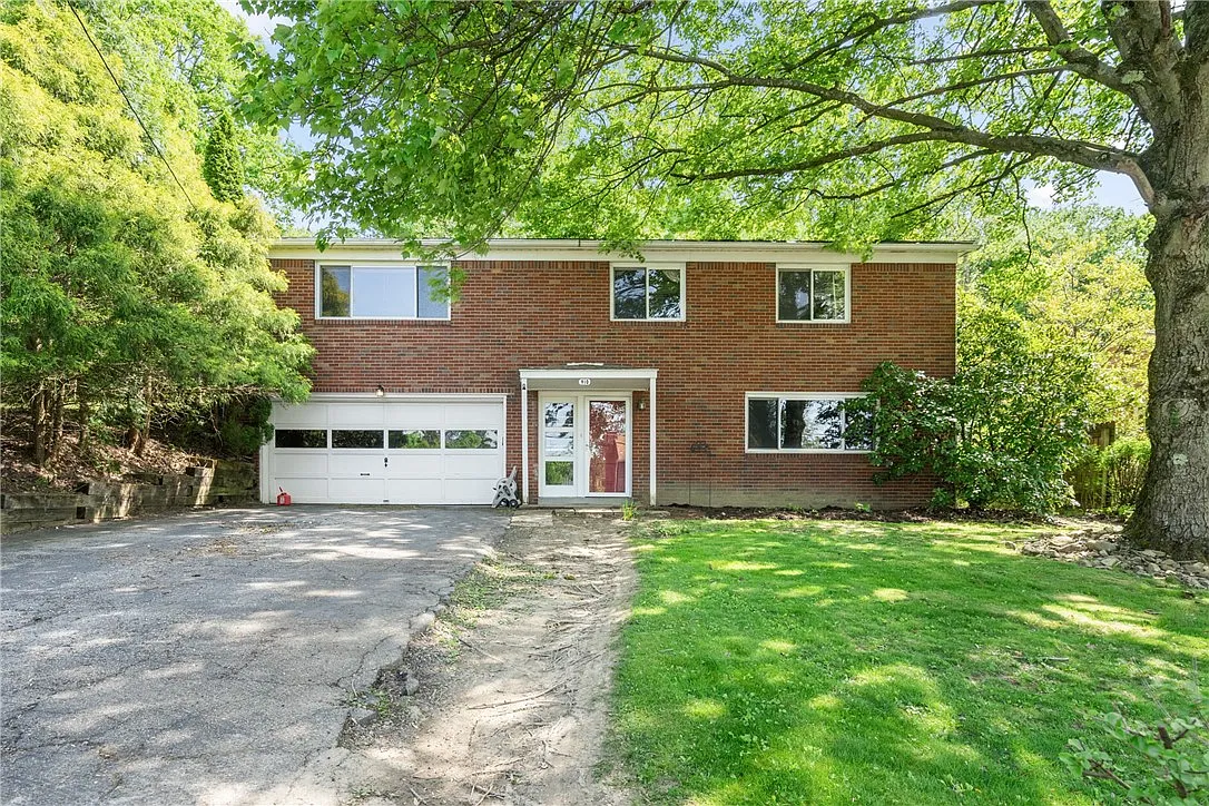 910 Rutgers Dr photo 1