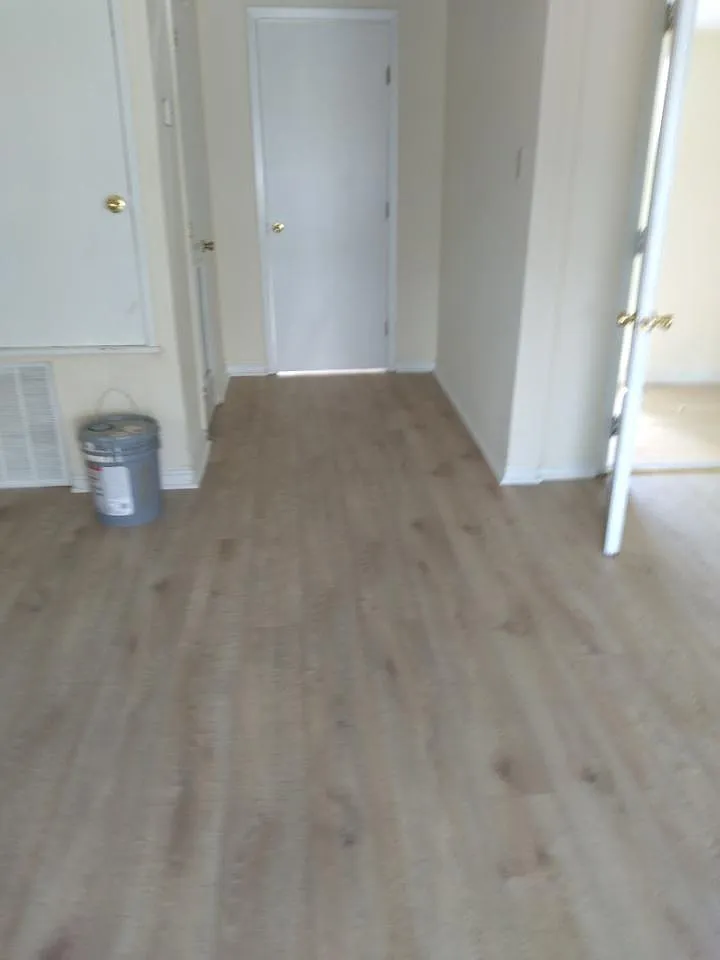 2 bed, 1000 sqft, $975 — Photo 4