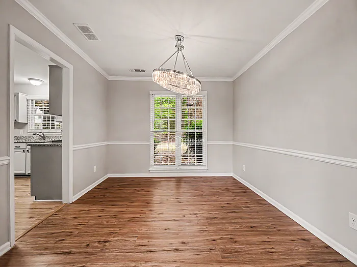 1209 Wynford Colony SW — Photo 4