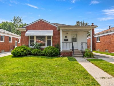 24293 Brittany Ave, Eastpointe, MI, 48021