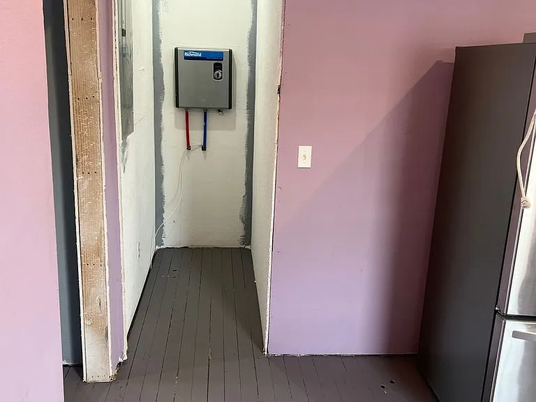 513 Main St #1 — Photo 8