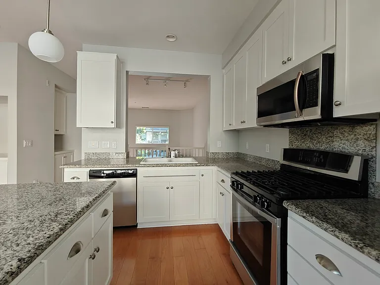 171 Bel Air Ct — Photo 7