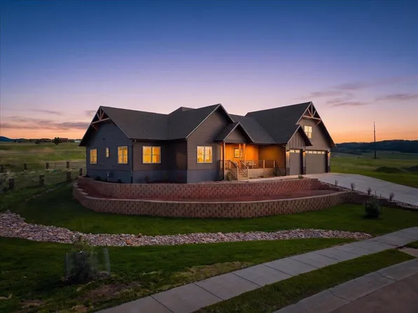 2301 Bridgestone Cir, Spearfish, SD 57783
