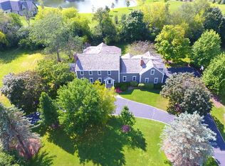 409 3 Lakes Rd, Barrington, IL 60010