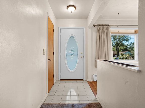 5th image of 6287 Meadowview Ave
