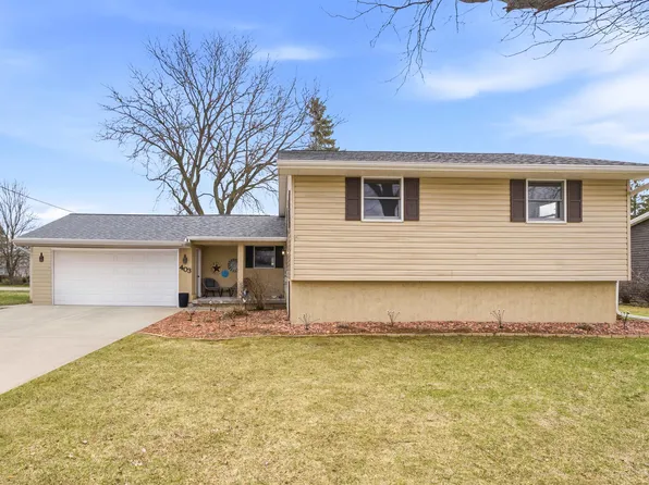 403 Orchard Ln, Little Chute, WI 54140