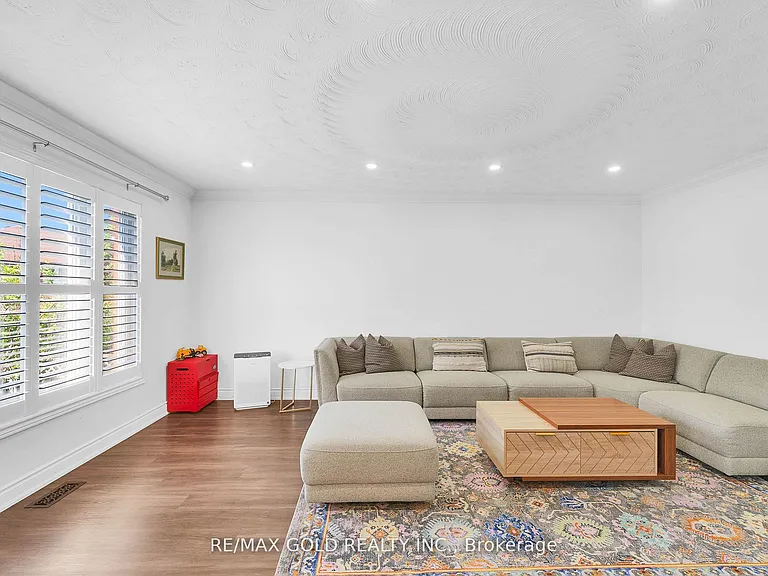 3 Haskins Ct — Photo 17