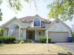 2330 Waterbury Cir, Aurora, IL